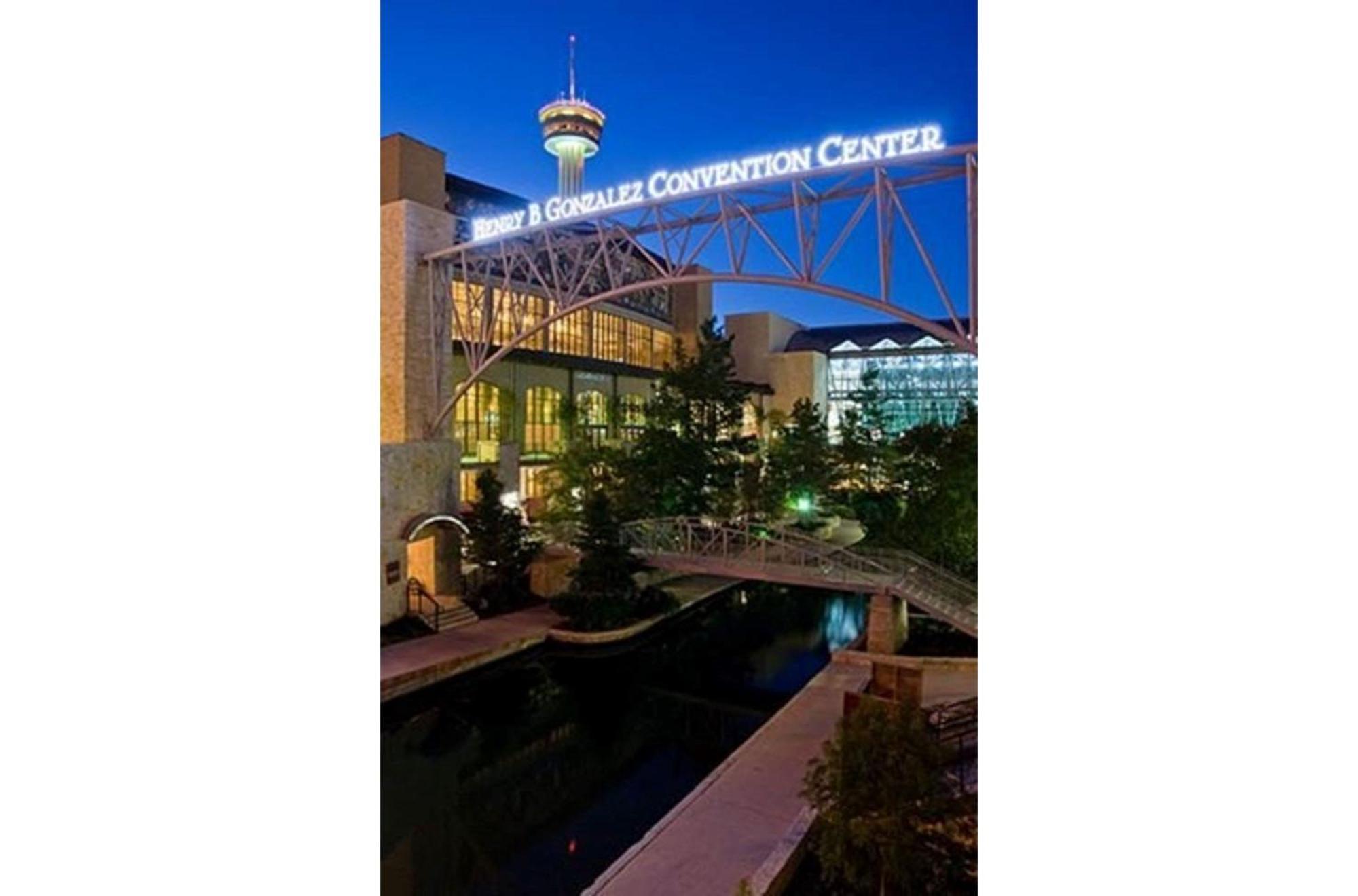 Downtown Accessible New 1Br1Ba Cozy Studio ซานอันโตนิโอ ภายนอก รูปภาพ
